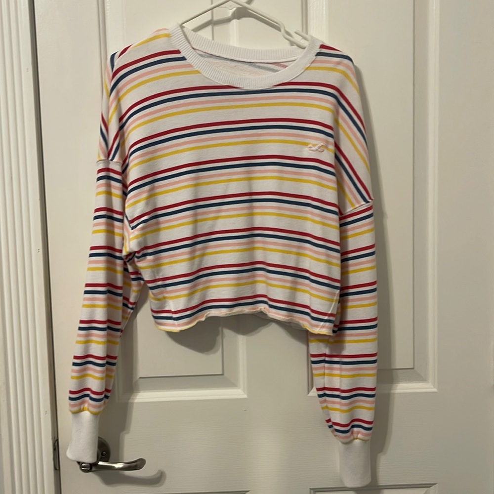 Size M Hollister loose long sleeve top